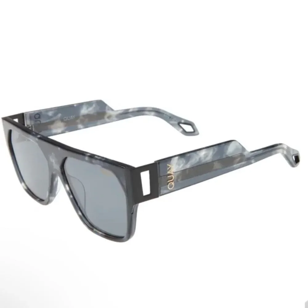 Quay Australia Go Off Shield Polarized 52m Sunglasses⭐️